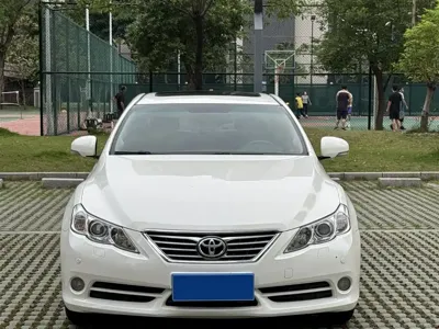 Toyota Reiz 2013, 140000 км, за 45800 CNY