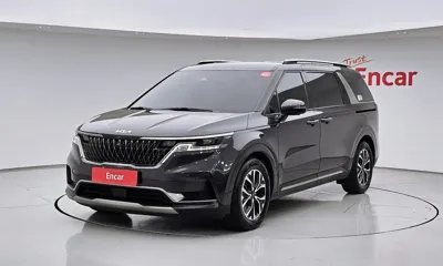 Kia Canival · 2023 год