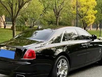 Rolls-Royce Ghost 2011, 100000 км, за 987700 CNY