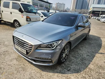 Genesis G80 · 2017 год