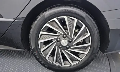Hyundai Sonata 2023, 25953 км, за 25900000 KRW - фото 21