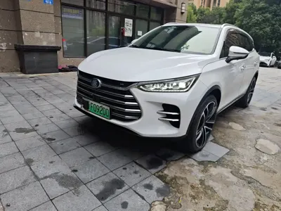 BYD Tang New Energy 2018, 99900 км, за 44000 CNY