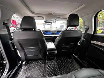 Ford Mondeo 2023, 39200 км, за 78400 CNY - фото 12