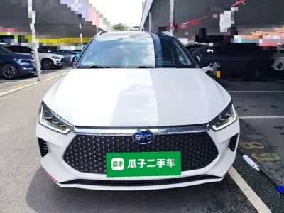 BYD e2 2021, 114700 км, за 40900 CNY