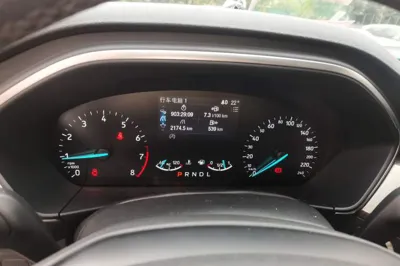 Ford Focus 2020, 32100 км, за 57381.66 CNY - фото 8