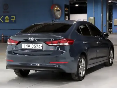 Hyundai Avante 2016, 166265 км, за 6950000 KRW