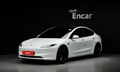Tesla Model 3 · 2025 год