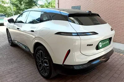 Avatr 07 2026, 4900 км, за 207120.53 CNY