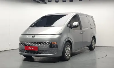 Hyundai Staria · 2022 год