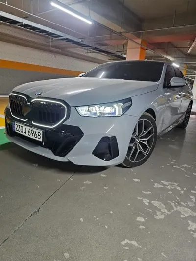 BMW 5-Series 2024, 9100 км, за 36930000 KRW