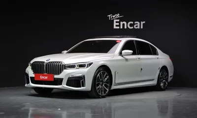BMW 7-Series · 2020 год