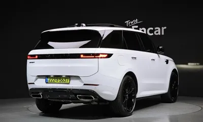 Land Rover Range Rover Sport 2025, 4923 км, за 146000000 KRW