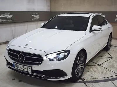 Mercedes-Benz E-Class · 2022 год