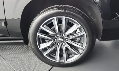 Cadillac Escalade 2023, 88719 км, за 91900000 KRW - фото 21