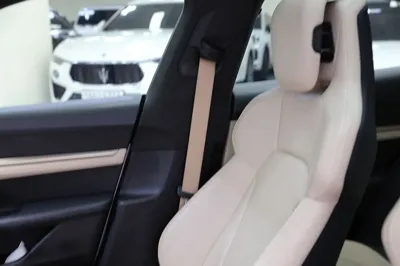 Porsche Taycan 2021, 78950 км, за 111000000 KRW - фото 8