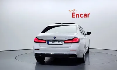 BMW 5-Series 2023, 48221 км, за 39000000 KRW