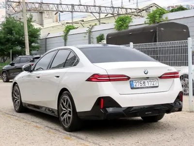 BMW 5-Series 2025, 9500 км, за 67500000 KRW