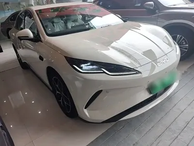 BYD 海豹06 2025, 4800 км, за 101600 CNY