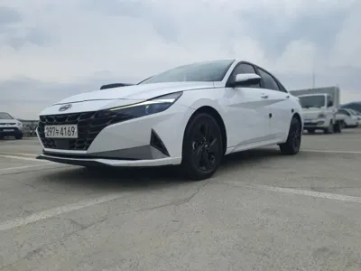 Hyundai Avante · 2023 год