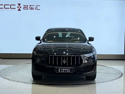 Maserati Levante 2019, 86000 км, за 198000 CNY