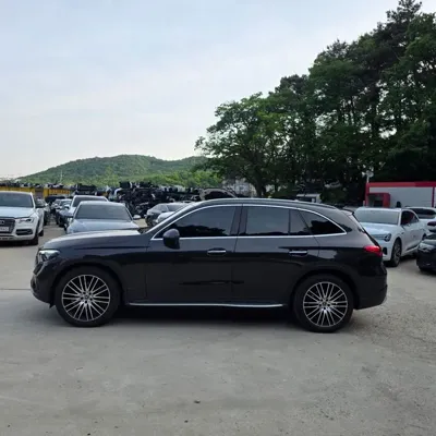 Mercedes-Benz GLC-Class 2023, 43836 км, за 55500000 KRW