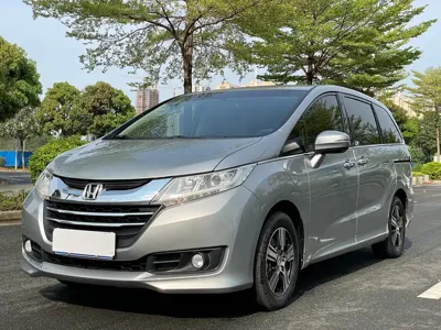 Honda Odyssey 2018, 110900 км, за 72800 CNY - фото 1