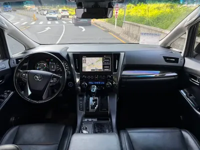 Toyota Vellfire 2023, 110000 км, за 438000 CNY - фото 7