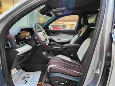 Geely Xingyue L 2023, 24400 км, за 89800 CNY