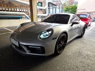 Porsche 911 2023, 11000 км, за 219990000 KRW