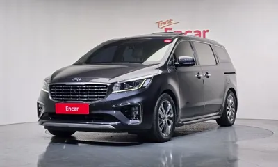 Kia Canival · 2019 год