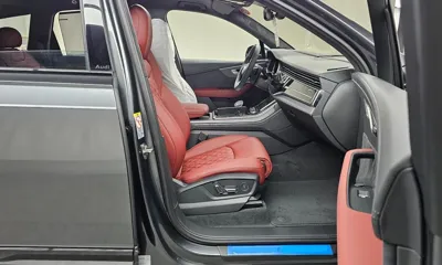 Audi SQ7 2026, 26 км, за 153800000 KRW - фото 26