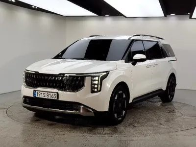 Kia Canival · 2024 год