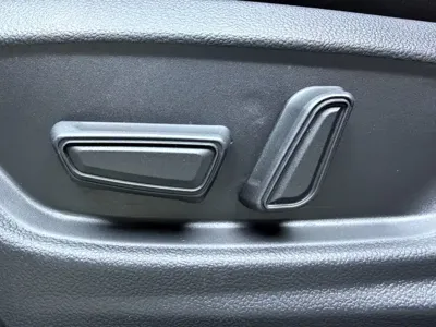 Toyota Corolla 2022, 1000 км, за 109800 CNY - фото 9