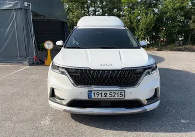 Kia Canival · 2023 год