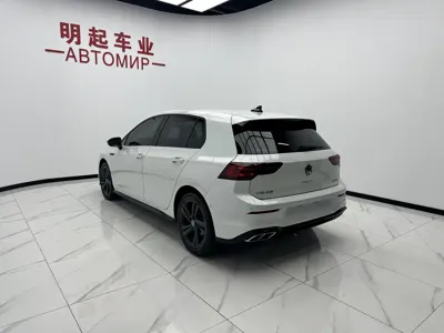 Volkswagen Golf 2022, 25000 км, за 132800 CNY - фото 8