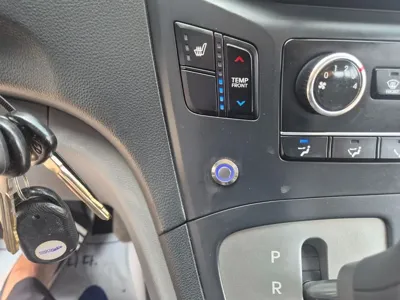 Hyundai Starex 2017, 142957 км, за 7300000 KRW - фото 17