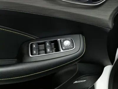 Roewe RX5 2021, 56000 км, за 43900 CNY - фото 9