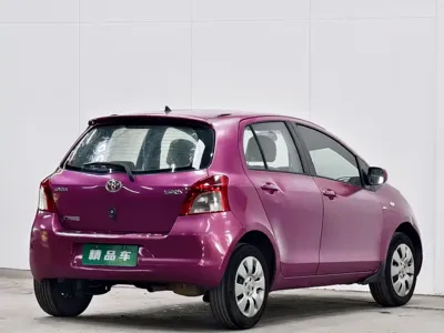 Toyota Yaris 2010, 129000 км, за 10800 CNY