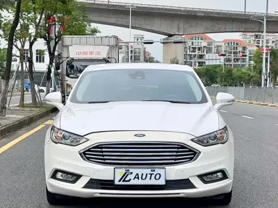 Ford Mondeo 2017, 60000 км, за 45800 CNY
