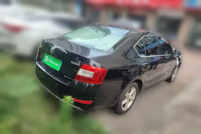 Skoda Octavia 2015, 184899 км, за 25071.4 CNY - фото 6
