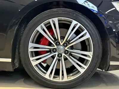 Audi A8 2018, 100000 км, за 298800 CNY - фото 18