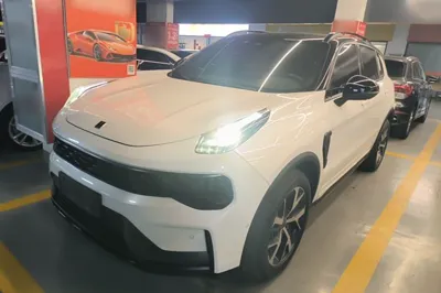 Lynk & Co 01 · 2021 год