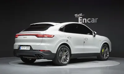 Porsche Cayenne 2023, 26349 км, за 117900000 KRW - фото 2
