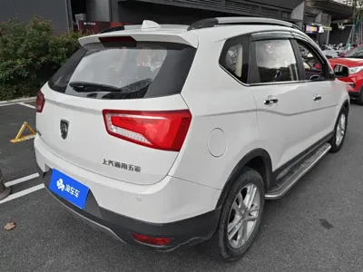 Baojun 560 2016, 98500 км, за 17300 CNY