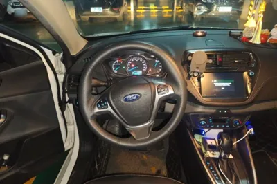 Ford Escort 2017, 156500 км, за 28377.6 CNY - фото 10