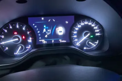 Toyota Avalon 2019, 81400 км, за 108611.16 CNY - фото 13