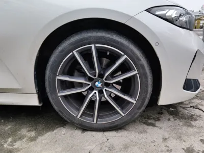 BMW 3 Series 2025, 11800 км, за 224543.72 CNY - фото 8