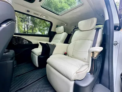 GAC Motor Trumpchi E9 2025, 5400 км, за 209800 CNY - фото 8