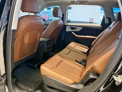 Audi Q7 2024, 90000 км, за 319000 CNY - фото 8