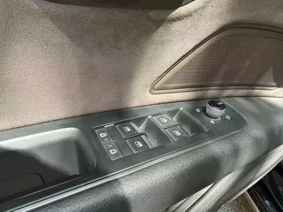 Audi A8 2018, 120000 км, за 232300 CNY - фото 21